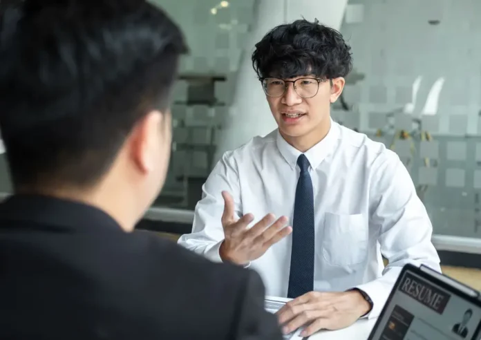 图片来源：Canva | 新加坡科技人才缺口