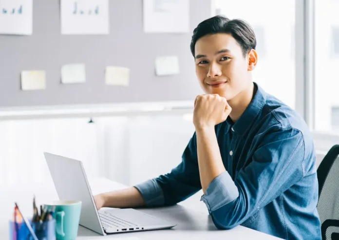 Canva 制图 | Z 世代组合型职业生涯