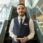 图片来源：Canva｜算法酒店定价系统背后的人类问责机制